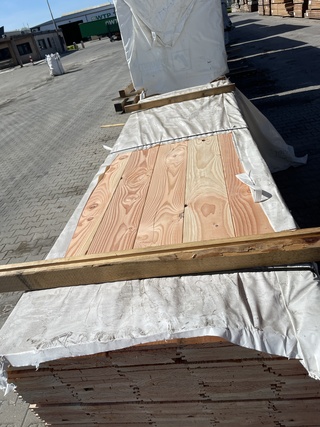 Ca. 200x Douglas Veer en Groef, 18x145mm, lengte 500cm